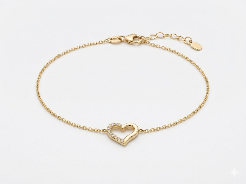 14K Yellow Gold Pavé Diamond Open Heart Station Bracelet. (14K Yellow Gold)
